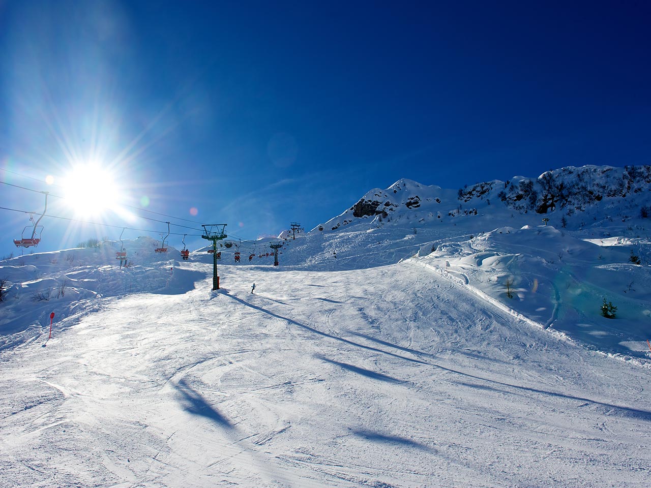 La Stazione Sciistica Nuova Lizzola a Valbondione (BG), dove puoi approfittare delle Promo e degli sconti per la neve e lo sci del PLEINAIRCLUB.