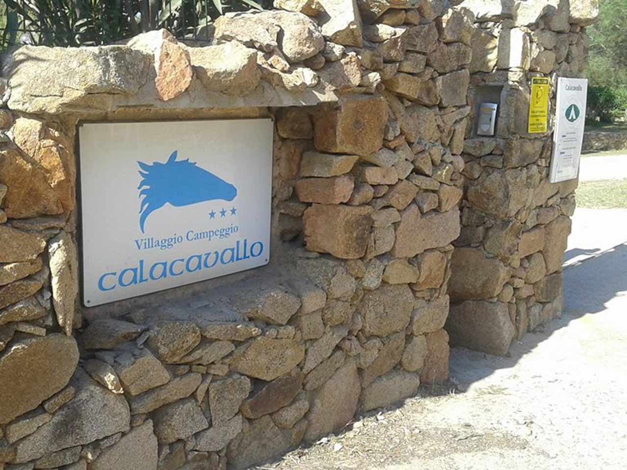 CALACAVALLO CAMPING AREA SOSTA - PLEINAIRCLUB