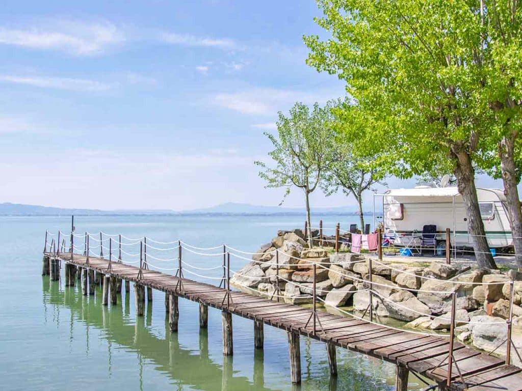 Il Camping Kursaal a Passignano sul Trasimeno, uno dei campeggi sul Lago Trasimeno da non perdere suggeriti dal PLEINAIRCLUB.
