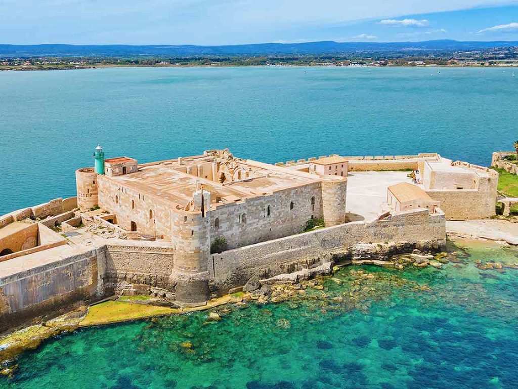 Il Castello Maniace a Siracusa, meta principale del viaggio in Sicilia in camper a Siracusa e dintorni proposto dal PLEINAIRCLUB.
