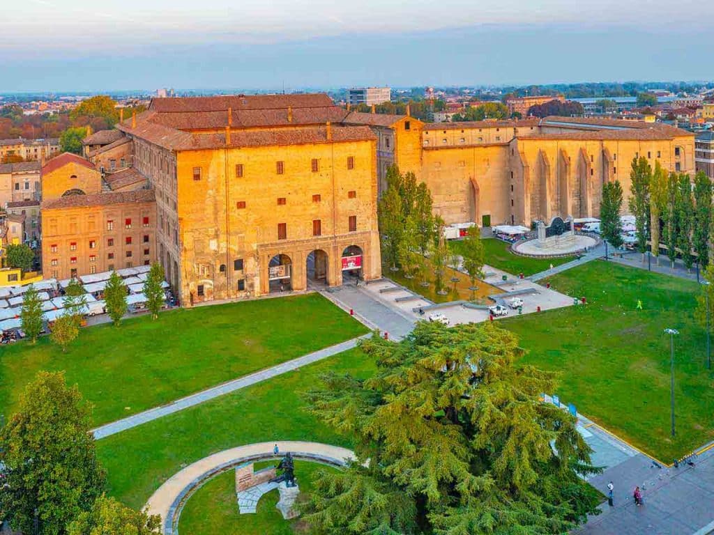 Weekend in camper a Parma e dintorni: il complesso del Palazzo della Pilotta.