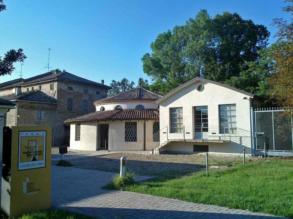 L'ingresso del Museo del Parmigiano Reggiano a Soragna.