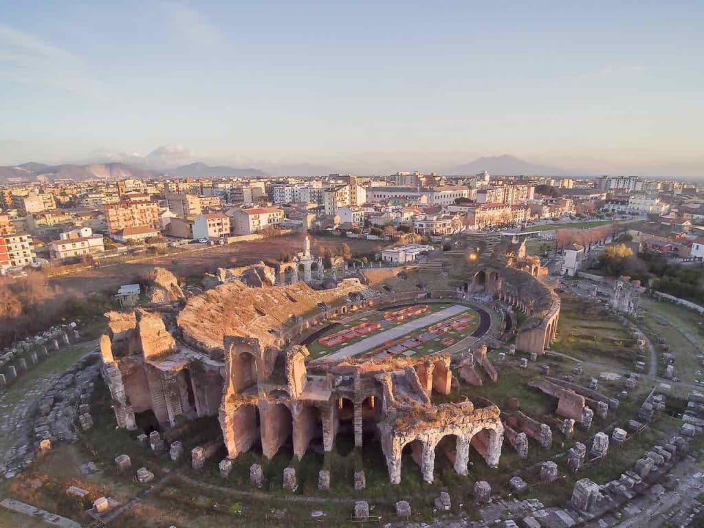 Ruderi dell'Anfiteatro campano o Anfiteatro capuano a Santa Maria Capua Vetere.