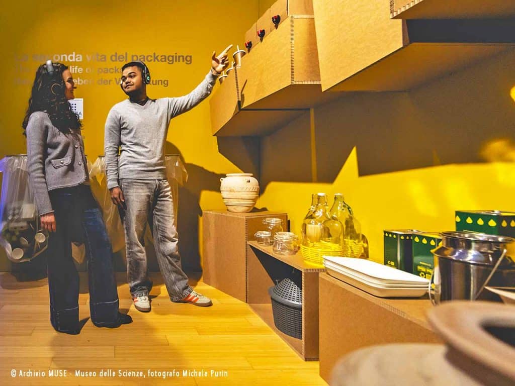 L'area tematica "La cucina" della mostra Food Sound al MUSE di Trento, che puoi visitare approfittando degli sconti offerti dalla tessera del PLEINAIRCLUB.