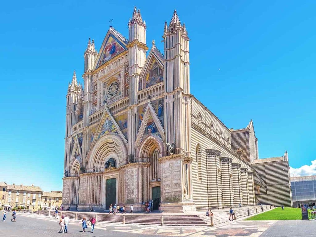 Il Duomo di Orvieto, uno dei luoghi da visitare in camper a gennaio suggeriti dal PLEINAIRCLUB.