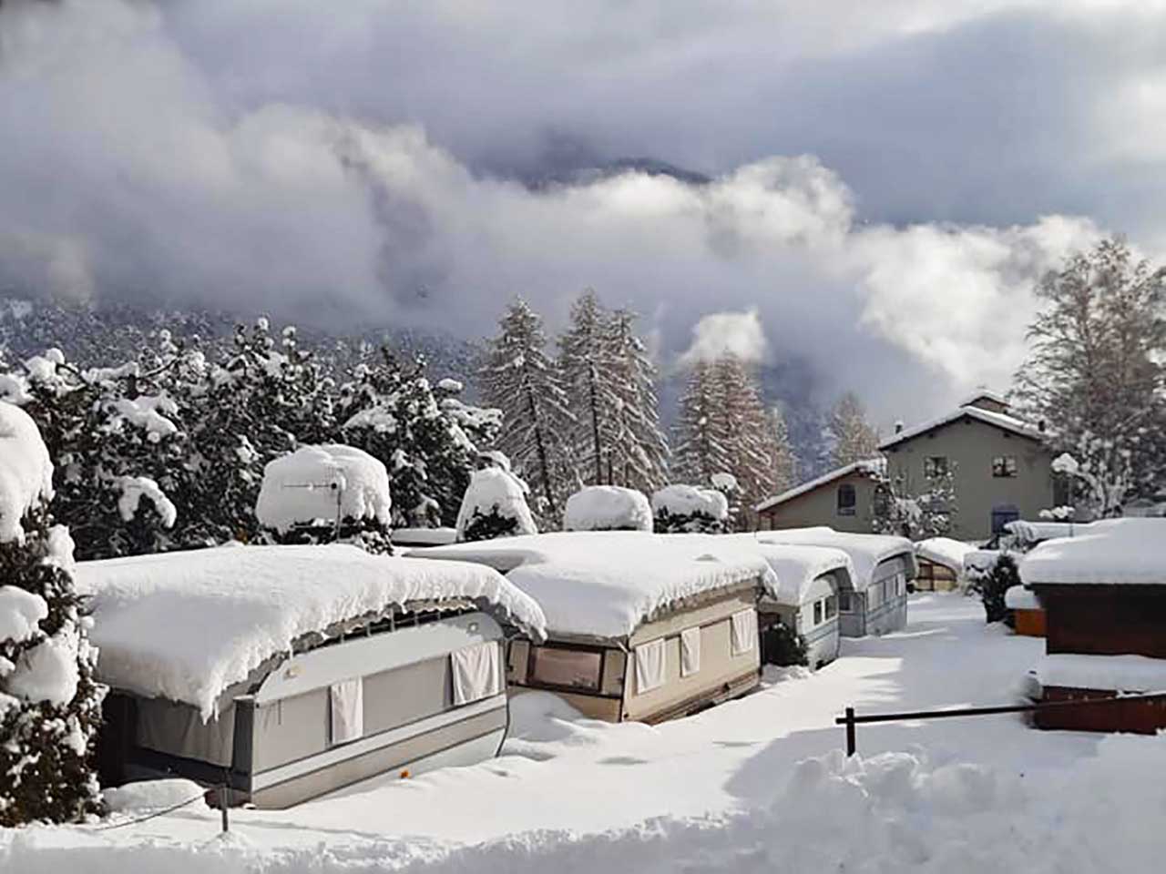 I campeggi in Valle d'Aosta: il Camping La Grolla.