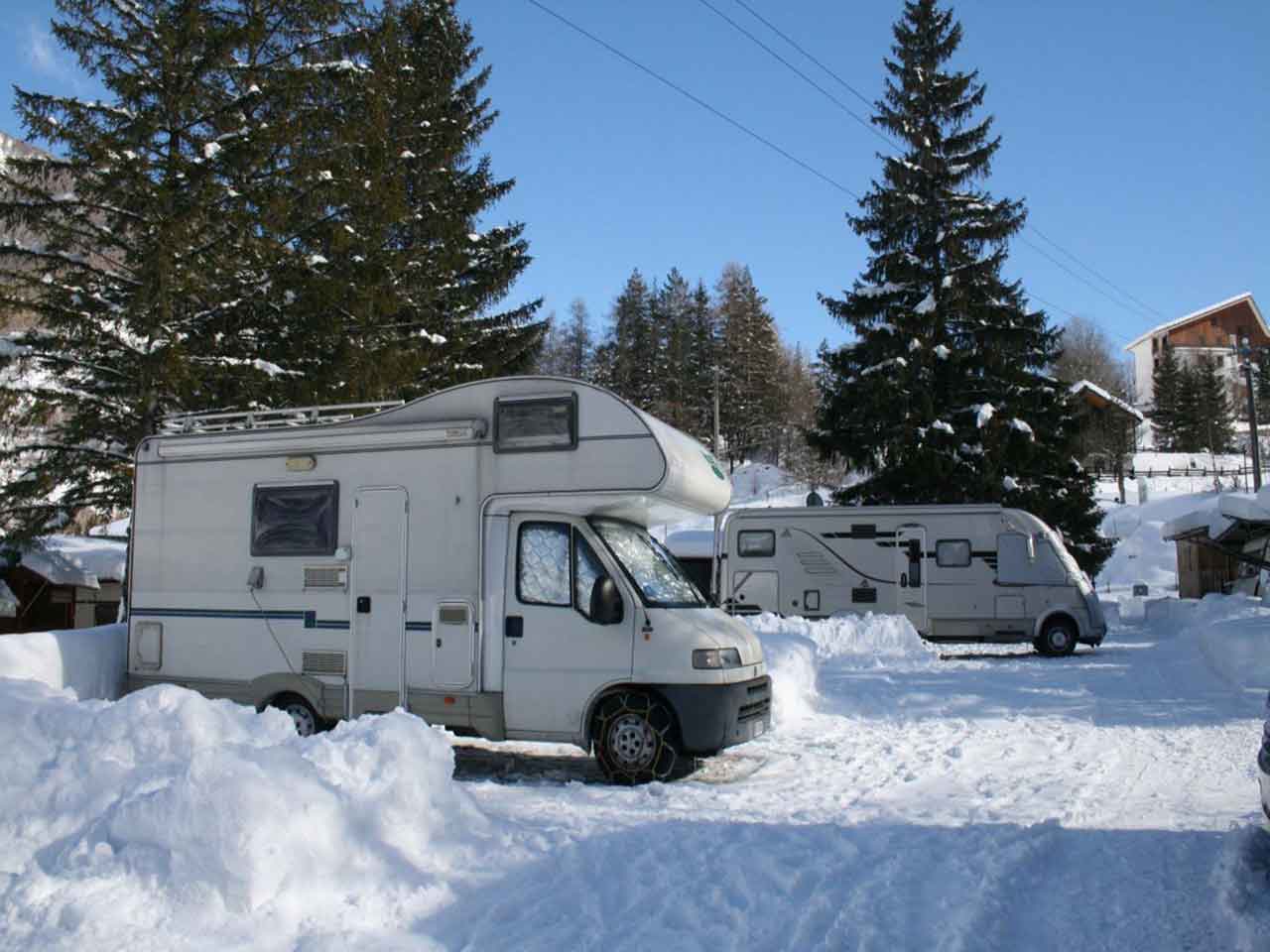 Risparmiare in camper: Camping Tunnel International.