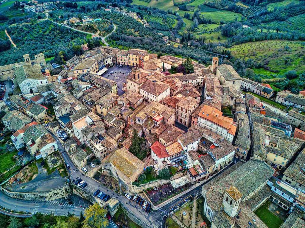 Veduta aerea di Montefalco (PG).