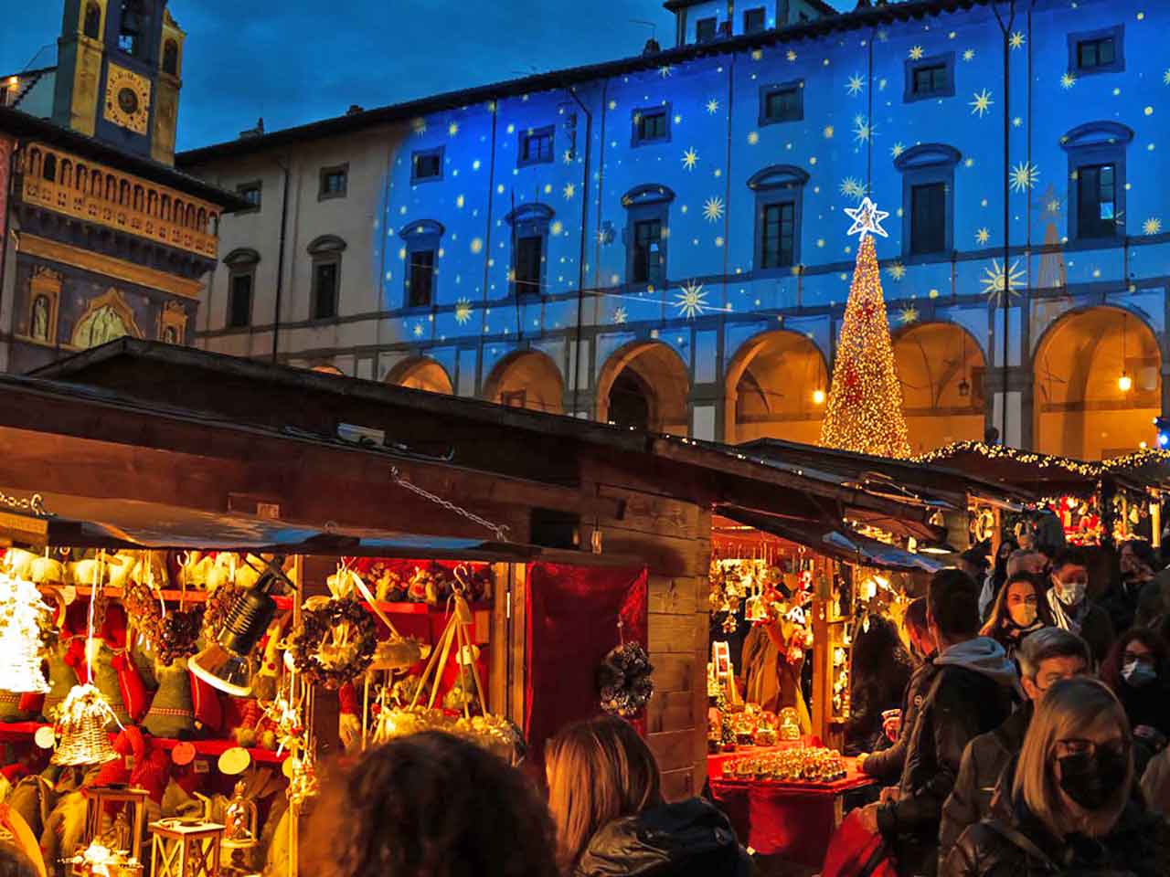 Alcune baite del Mercatino Tirolese di Arezzo.