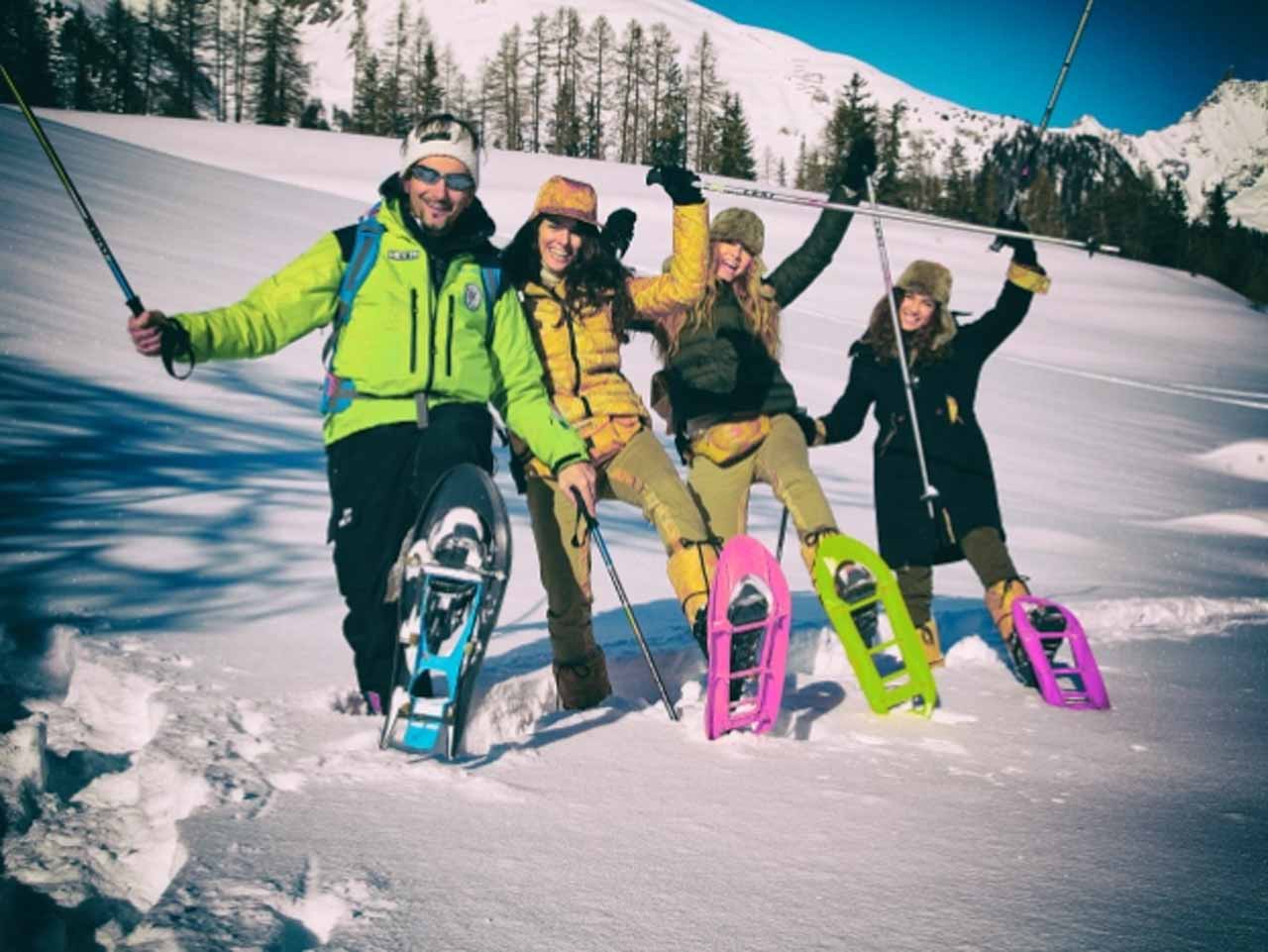 La ciaspolata, una delle attività sulla neve proposte dalle guide di Zerovertigo alle quali puoi partecipare con gli sconti del PLEINAIRCLUB.