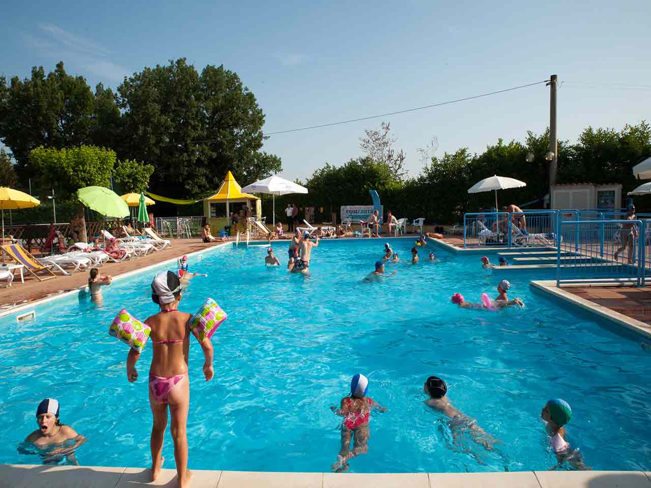 Green Village Assisi: la piscina del campeggio