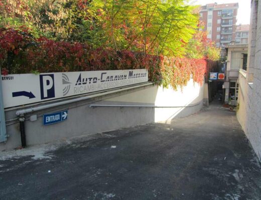 AUTO-CARAVAN MASSAUA