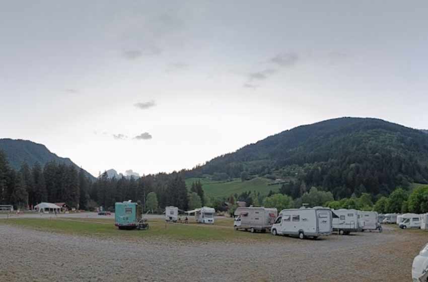 Area sosta camper borno
