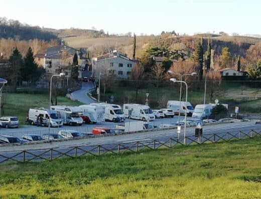 PARCHEGGIO LE FONTI