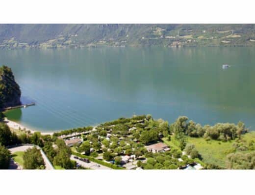 CAMPING MIRALAGO LAKE IDRO