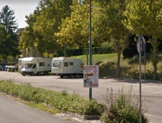 AREA SOSTA CAMPER CARPEGNA