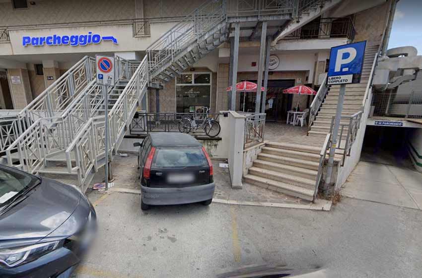 Parcheggio feltrinelli civitavecchia