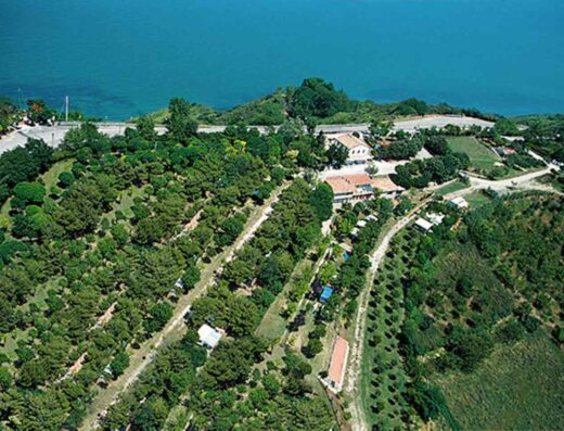 CAMPING PARADISO