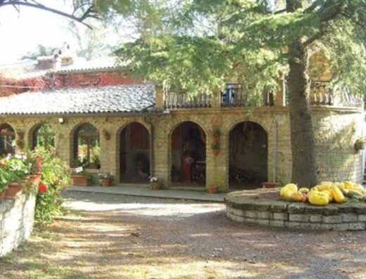 AGRITURISMO FATTORIA FRANCIOLA