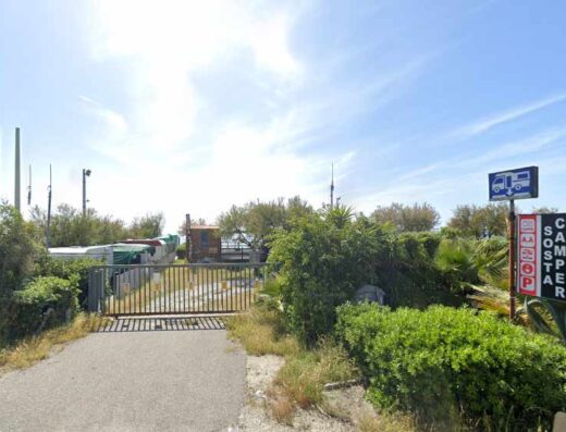SOSTA CAMPER MEDITERRANEO