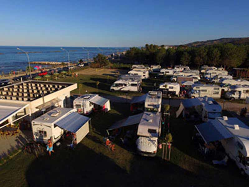 Agricamping garden beach