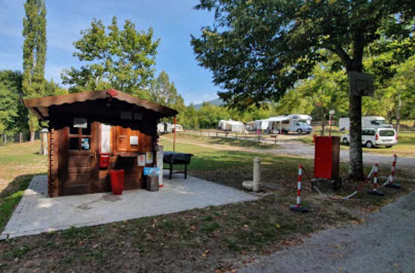 Area sosta camper "il ghiro" - borgo san pietro