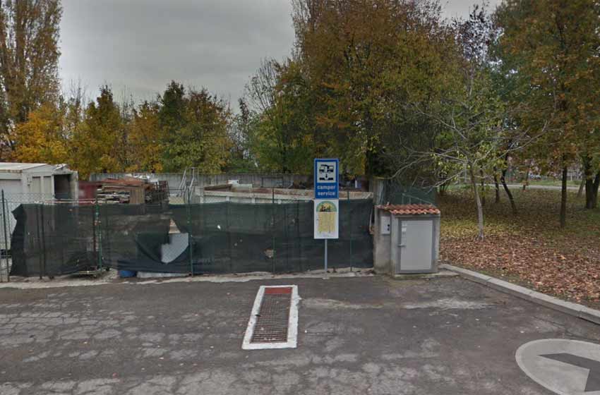 Area sosta camper - isola dovarese