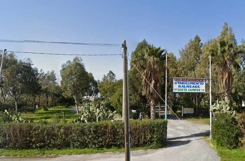 Area sosta camper lido alexander - cirella