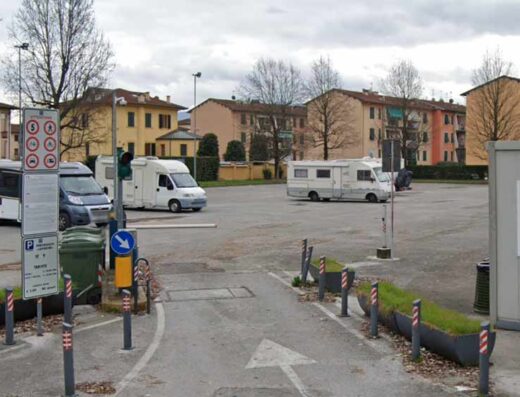 PARCHEGGIO CAMPER LUPORINI