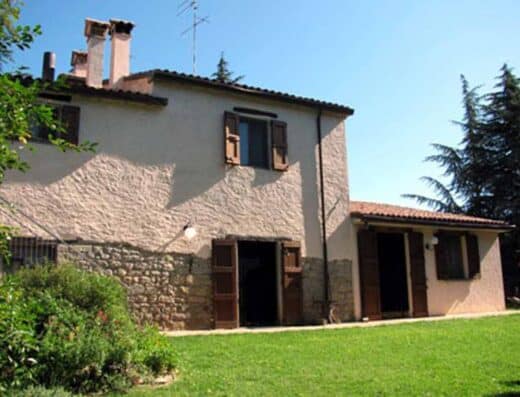 AGRITURISMO LA SORGENTE