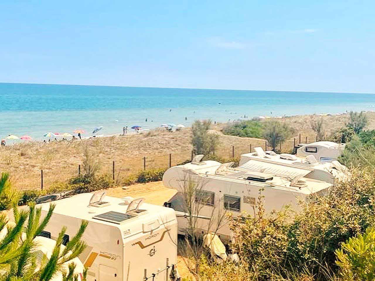 Le marinelle beach & parking