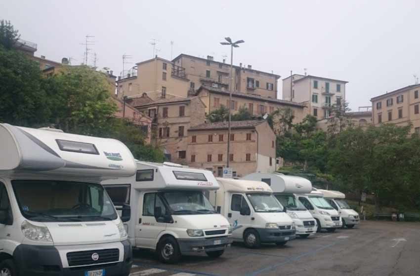 Area sosta camper macerata