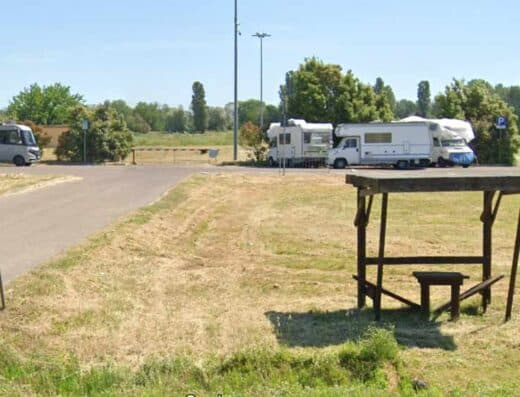 AREA SOSTA CAMPER MILANO MARITTIMA