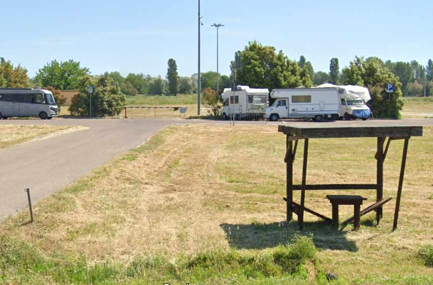 Area sosta camper milano marittima