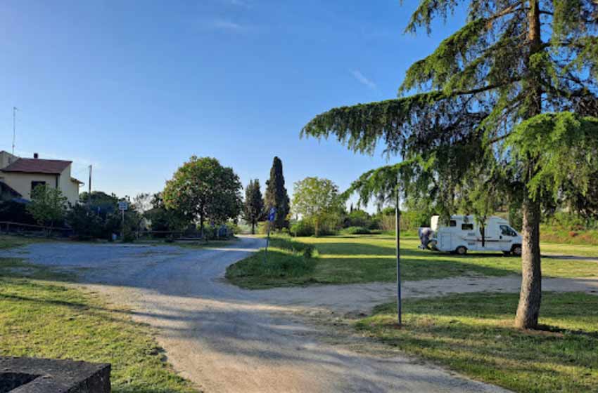 Area sosta camper monte san savino