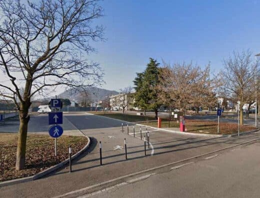 AREA SOSTA CAMPER COMUNALE MONTECCHIO