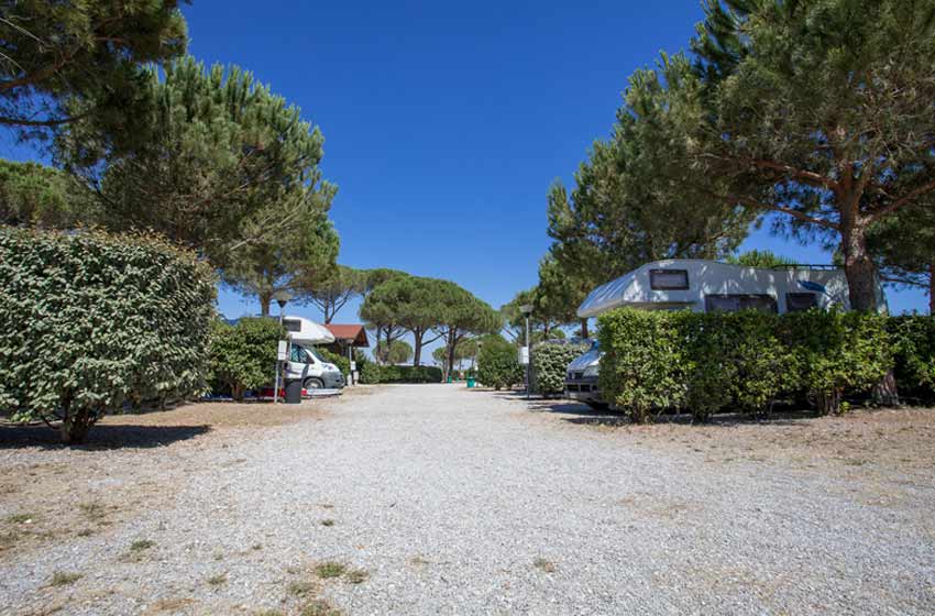 Camping lanini parco sosta