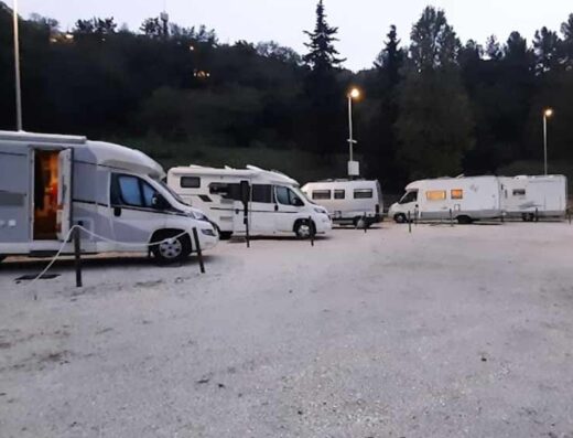 AREA SOSTA CAMPER OSIMO