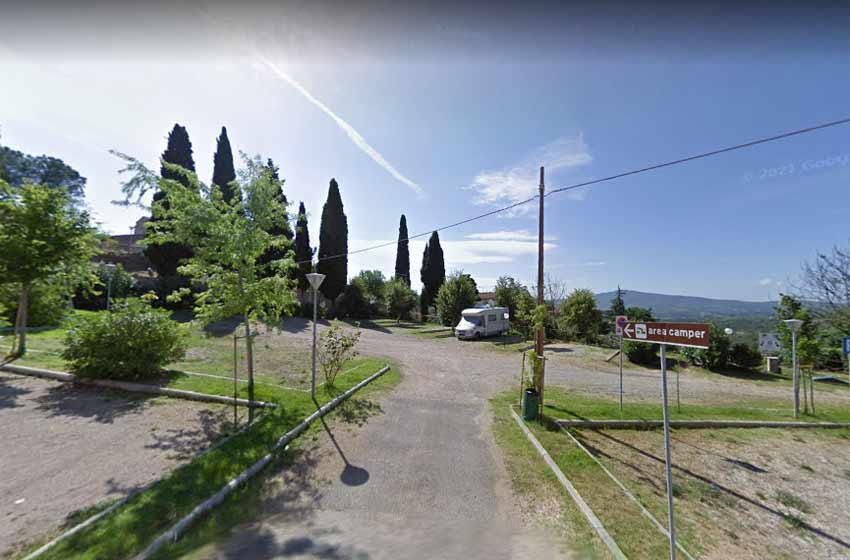 Area sosta camper panicale