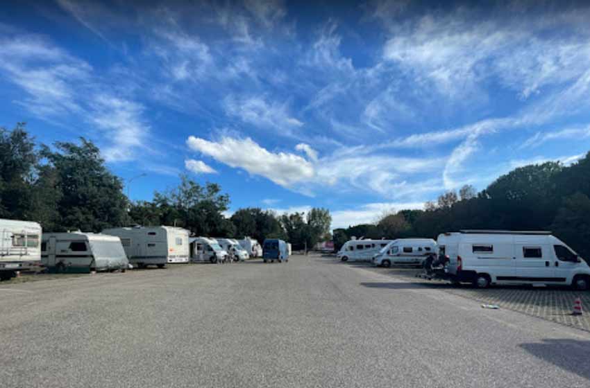 Area sosta camper perugia