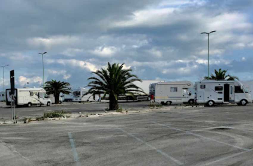 Parcheggio petacciato