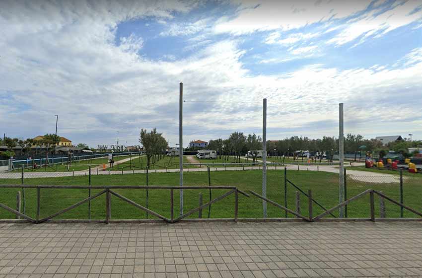 Area sosta camper porto recanati