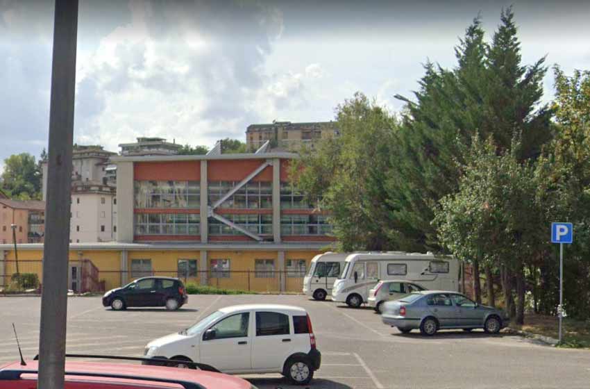 Parcheggio camper potenza