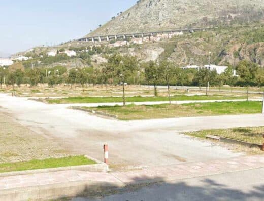 AREA SOSTA CAMPER PRAIA A MARE