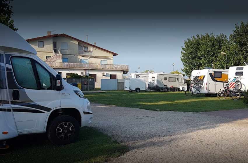Parcheggio camper punta sabbioni