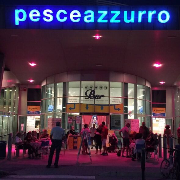 Pesceazzurro in barca - chiuso