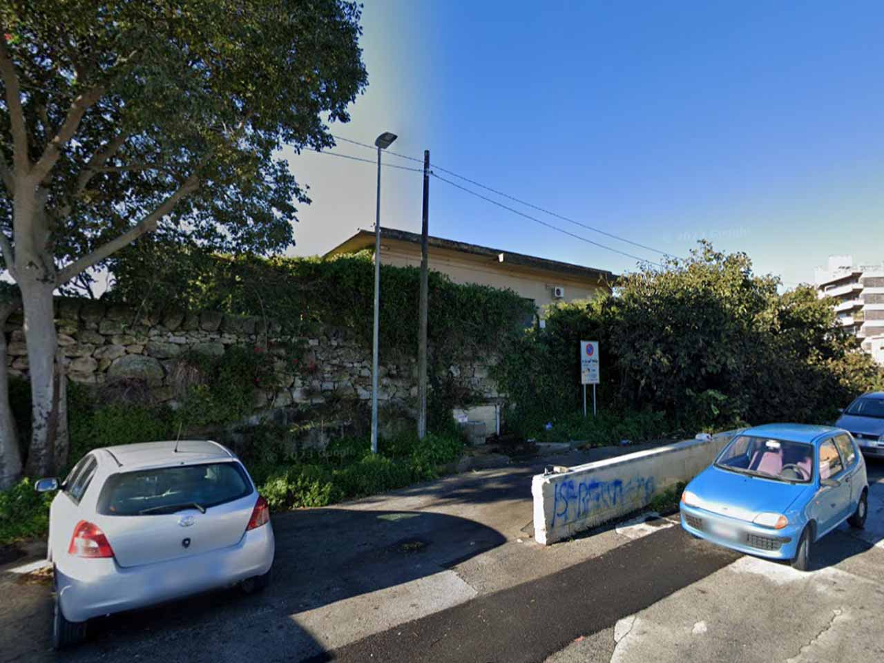 Parcheggio con camper service