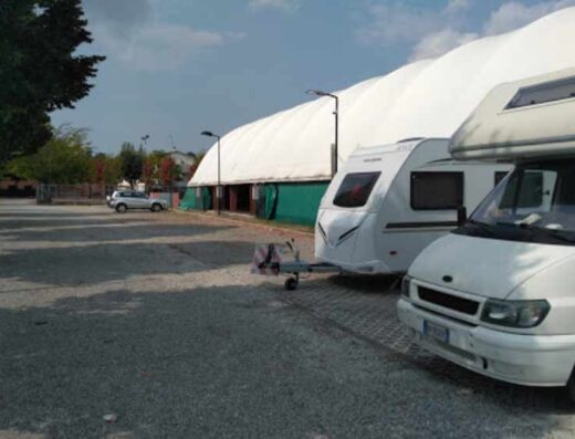 AREA SOSTA CAMPER SALA BAGANZA