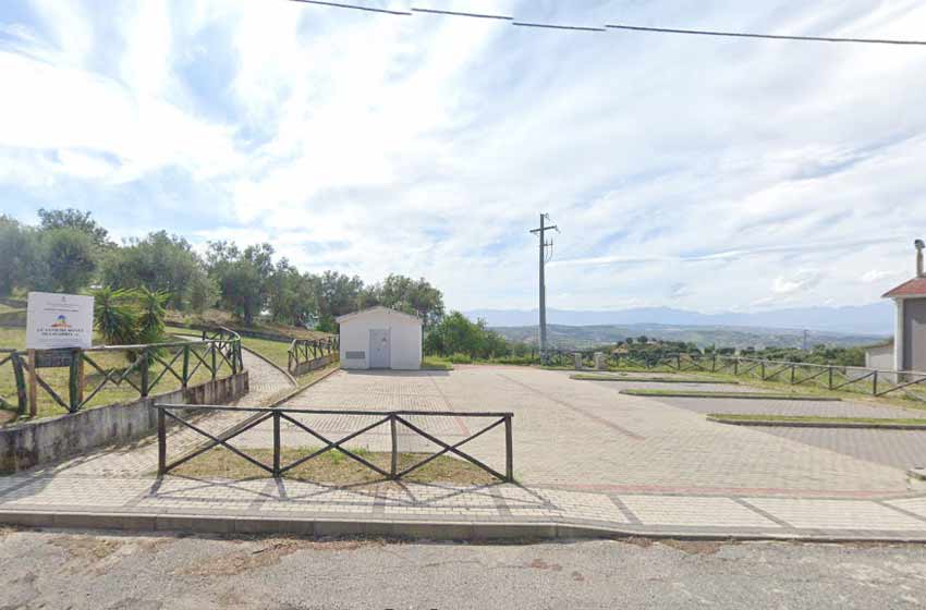 Area sosta camper san cosmo albanese