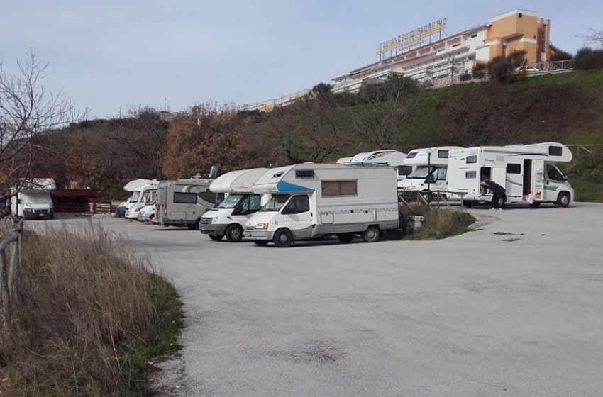 Area sosta "lo chalet" - san giovanni rotondo